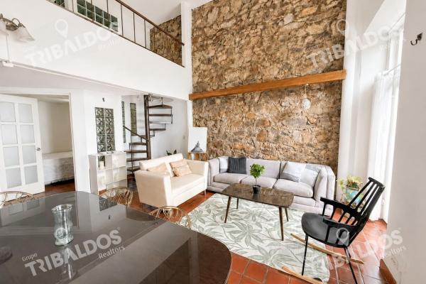 Residential building for sale in casco antiguo