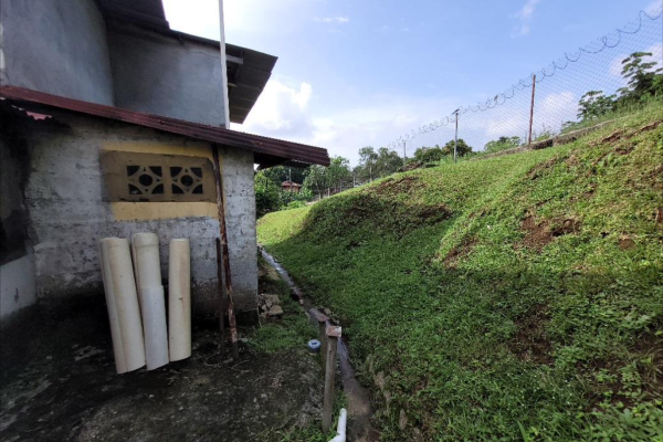 Sale of land with improvements in pueblo nuevo
