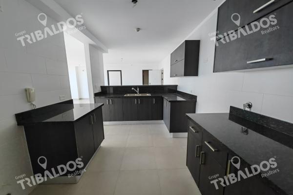 Se vende apartamento por estrenar en ph country heights