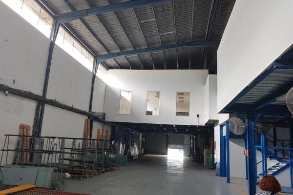 Large warehouse in llano bonito