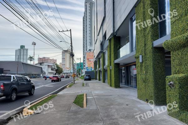 Venta de 6 locales comerciales rentando en vía españa