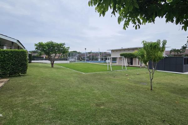 House for sale in jewish community coronado