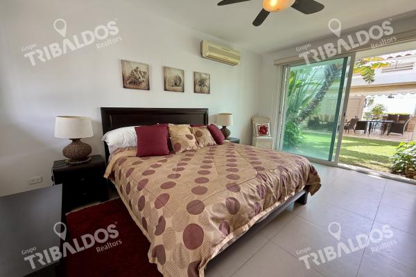 Sale of ocean view house, bijao