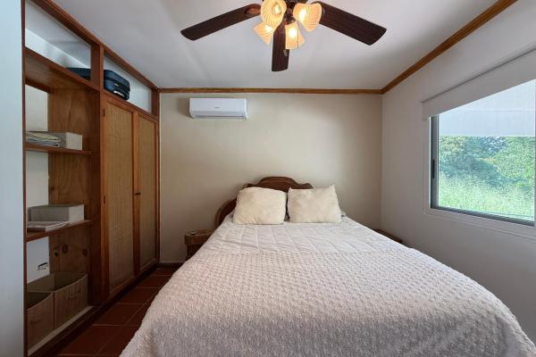 Casa privada con piscina y amplio terreno en coronado