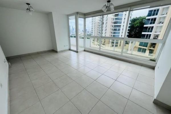 Se vende o alquila apartamento en elmare 700