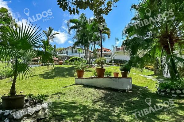 Se vende hacienda en punta barco resort