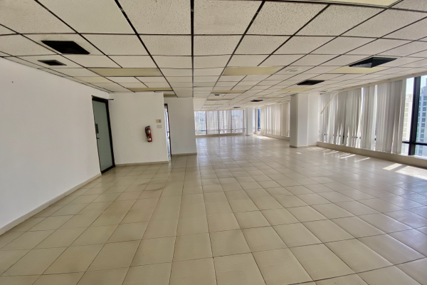 Venta oficina , area bancaria, bella vista