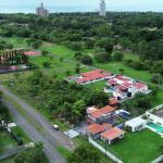 House in coronado with pool and 1000m2 land