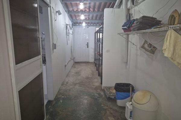 Beautiful townhome in privileged residential area