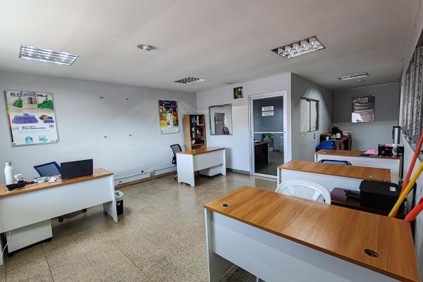 Warehouse 1300 m2 for sale