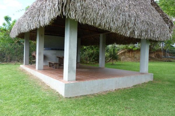 Se vende globo de terreno con acceso privado a playa solymar, bijao