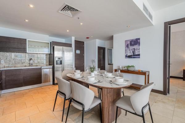 Comfortable high-floor 2-bedroom apartment