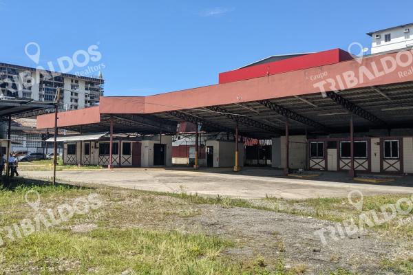 Venta de terreno en la ave. justo arosemena