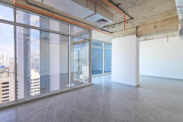 Oficina a estrenar - sortis business tower 105 m2