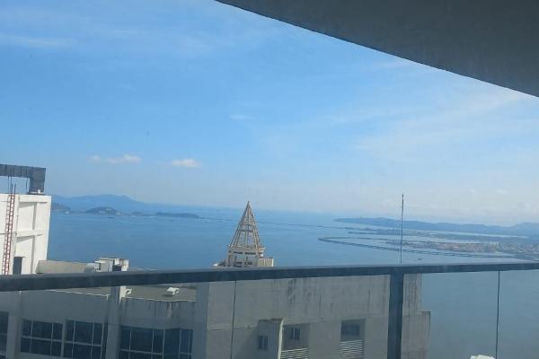 Apartamento reposeido en ph toc