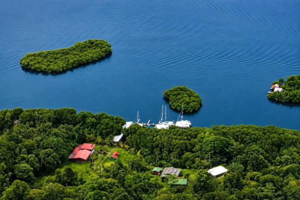 Marina privada en bocas del toro, panamá