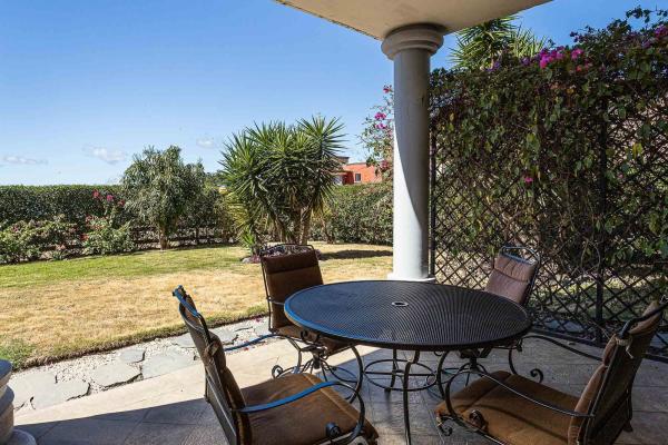 Precioso condominio en planta baja con jardín