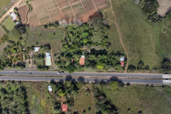 Spacious commercial property