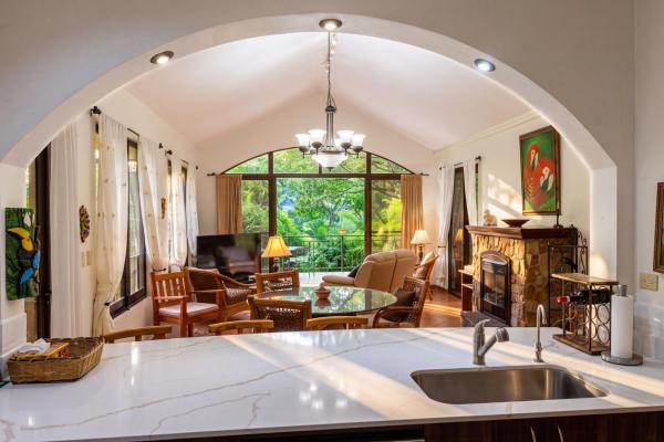 Two villas with 6 bedrooms and mountain views