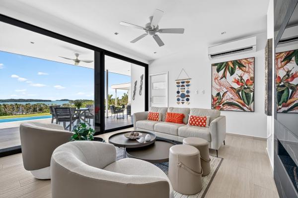 Casa moderna-hermosa bay boca chica panamá