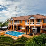 Highly rated eco lodge with abundant wildlife