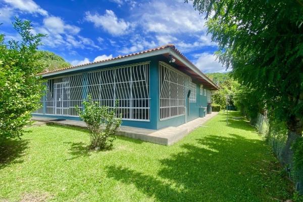 Casa campestre de 4 habitaciones con piscina