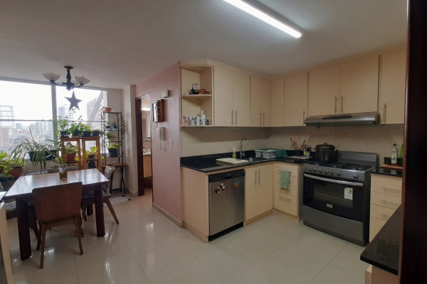 Apartment for sale in obarrio.