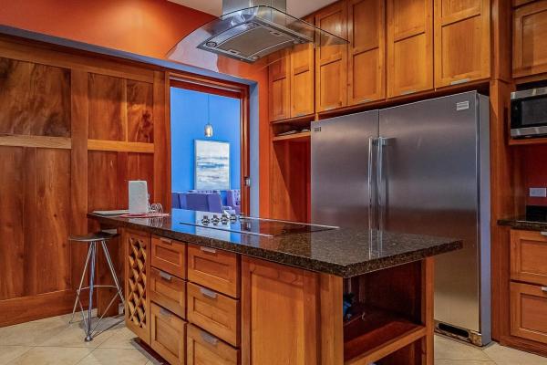 Boutique-style 8 suite luxury villa in boquete