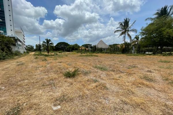 Venta de terreno con acceso al mar en rio hato