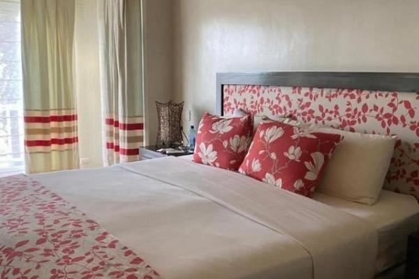 Villa 5 bedrooms and pool at costa blanca villas