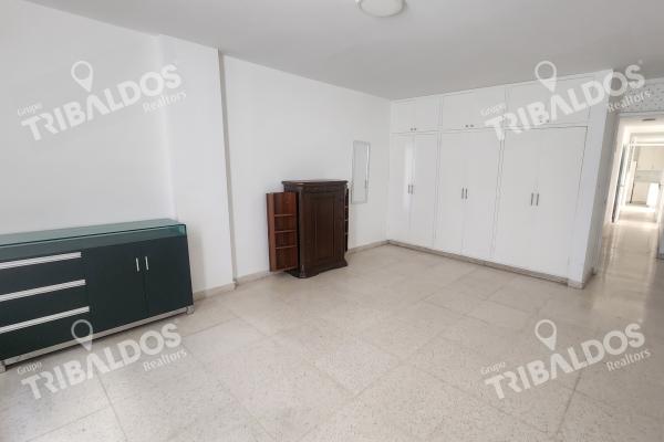 Venta de apartamento en el edificio esmeralda, bella vista