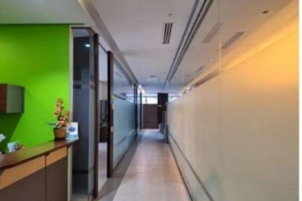Office for sale or rent with option to purchase