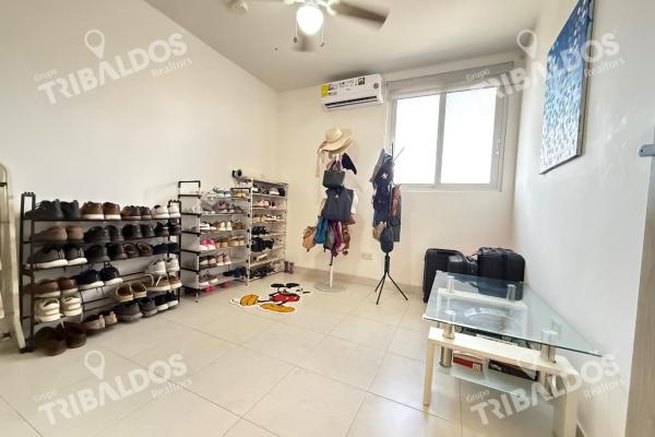 Venta de apartamento en ph torres de versalles ii