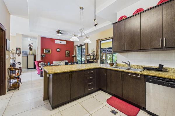 3 bdrm tropical estate hacienda pacifica