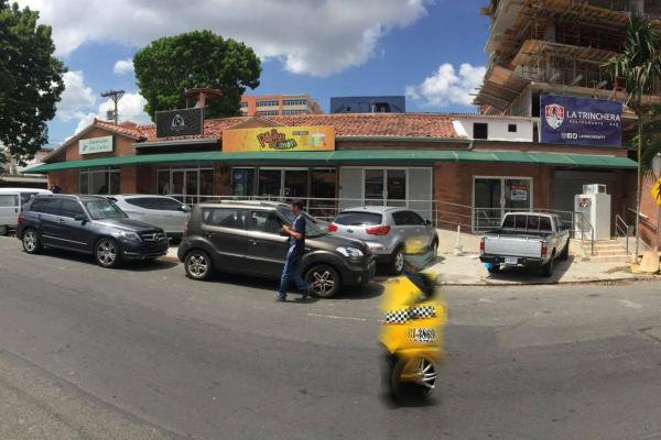 Se vende plaza comercial en bella vista