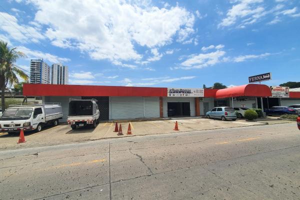 Venta de plaza comercial en ph plaza fernand, betania