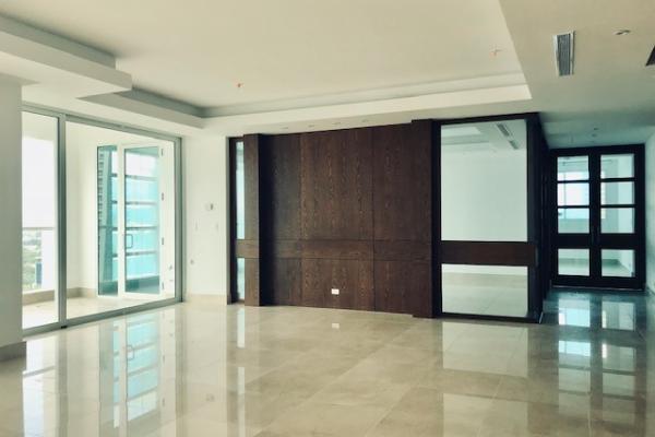 Venta de apartamento en ph aria, costa del este