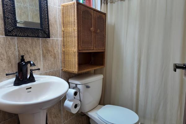 Charming mountain home for sale in toscana, altos