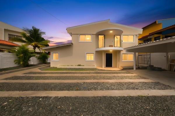 Southern dreams villa coastal hideaway malibu beac
