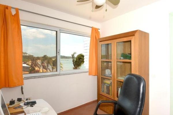 Id 10037 oceanfront italian villa 20 minutes away