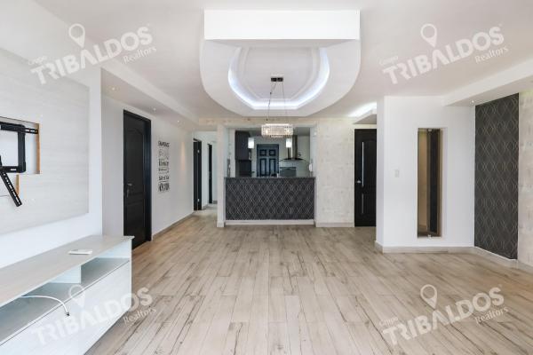 Venta de penthouse con vista al mar y la ciudad