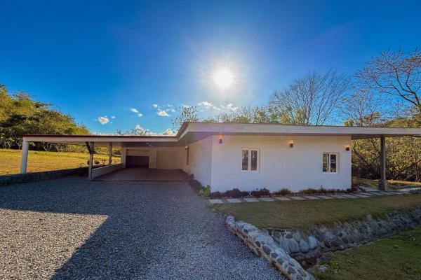 Finca autosuficiente de 10 ha en venta cerca de boquete