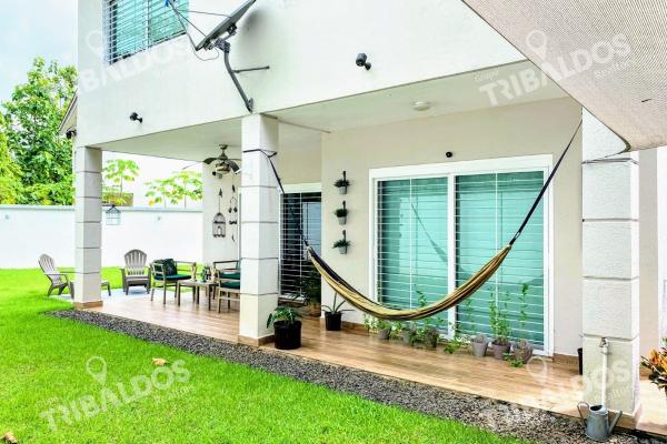 Venta de casa en dorado village en condado del rey