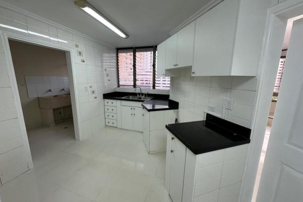 Apartment for sale at marbella