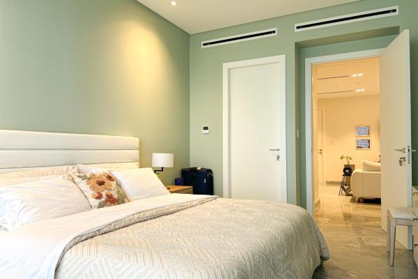 Luxury oceanfront residence | upper east tower
