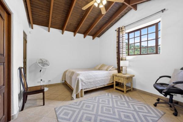 Furnished 3br golf villa-valle escondido boquete