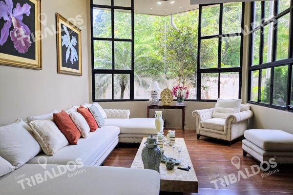Venta de amplia casa en ph villa de vizcaya, condado del rey
