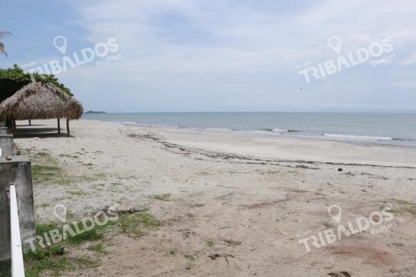 House for sale in playa blanca in río hato