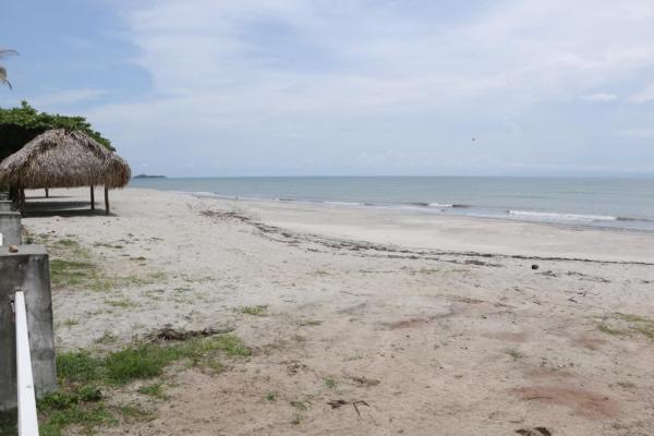 Casa en venta en playa blanca en río hato