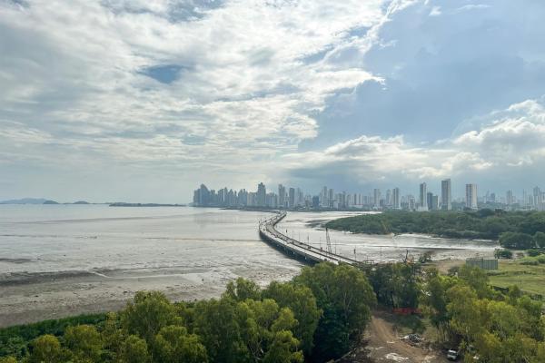 Luxury oceanfront residence | upper east tower